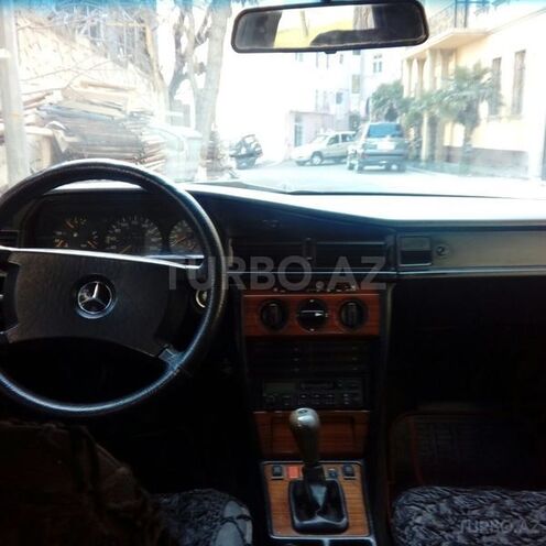 Mercedes 190 1991, 220,000 km - 2.0 l - Bakı