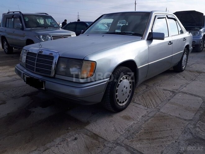 Mercedes E 200 1990, 450,000 km - 2.0 l - Bakı