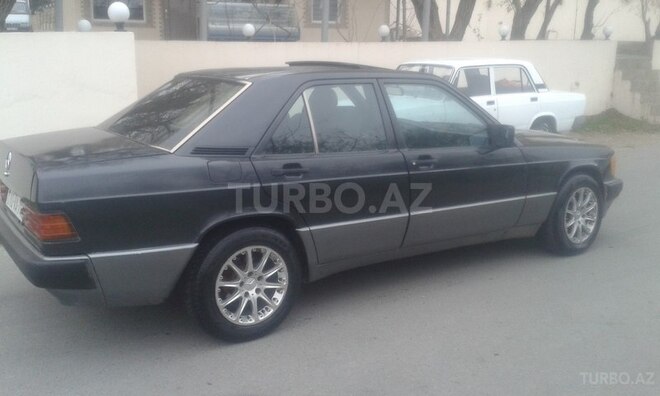 Mercedes 190 1990, 390,000 km - 2.0 l - Bakı