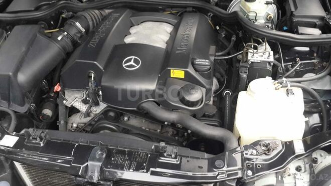 Mercedes E 240 2001, 156,000 km - 2.6 l - Sumqayıt