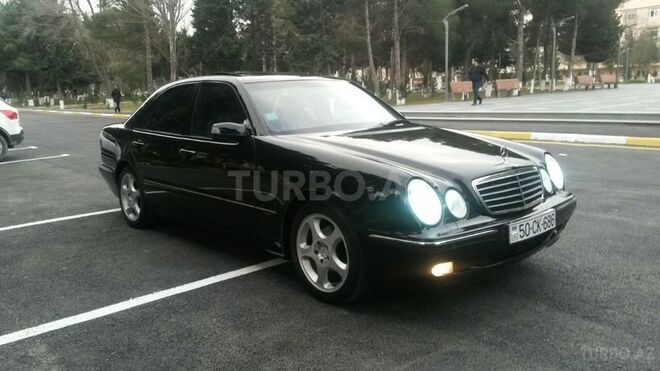 Mercedes E 240 2001, 156,000 km - 2.6 l - Sumqayıt