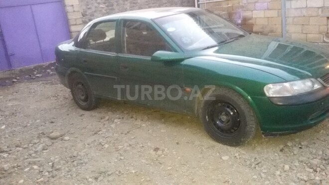 Opel Vectra 1996, 254,000 km - 1.6 l - Goranboy