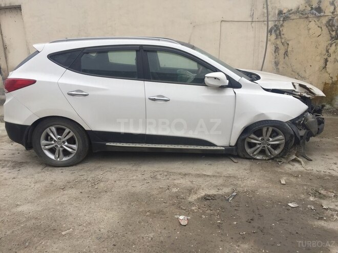 Hyundai ix35 2012, 140,768 km - 2.0 л - Bakı