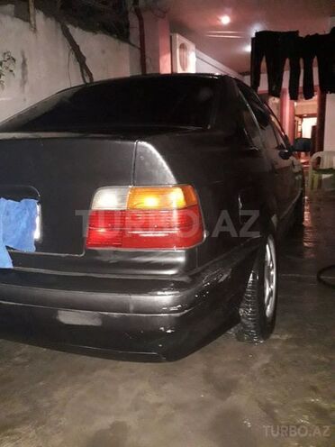 BMW 316 1992, 401,000 km - 1.6 l - Bakı