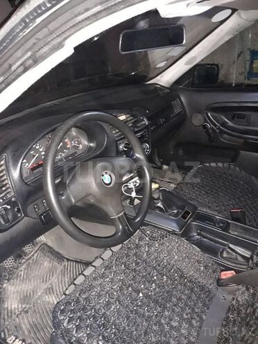 BMW 316 1992, 401,000 km - 1.6 l - Bakı