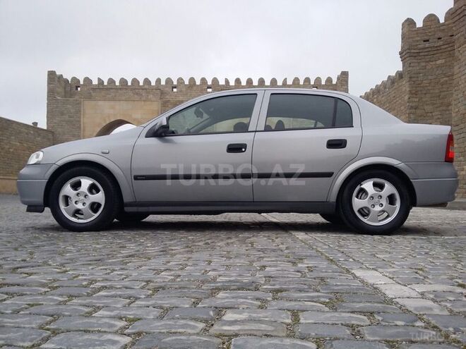 Opel Astra 2000, 194,000 km - 1.6 l - Bakı