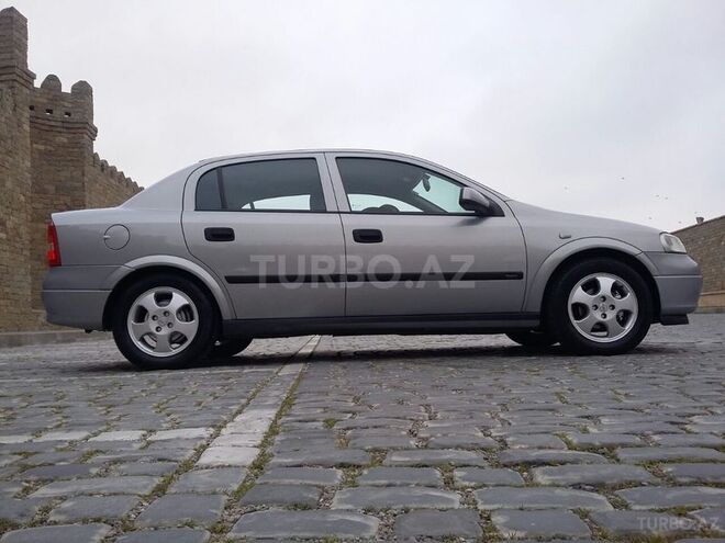 Opel Astra 2000, 194,000 km - 1.6 l - Bakı