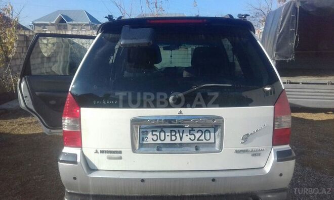 Mitsubishi Chariot 2000, 160,000 km - 2.4 l - Ucar