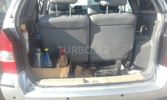Mitsubishi Chariot 2000, 160,000 km - 2.4 l - Ucar