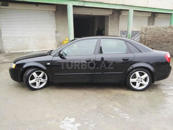 Audi A4 2003, 194,070 km - 1.8 l - Xaçmaz