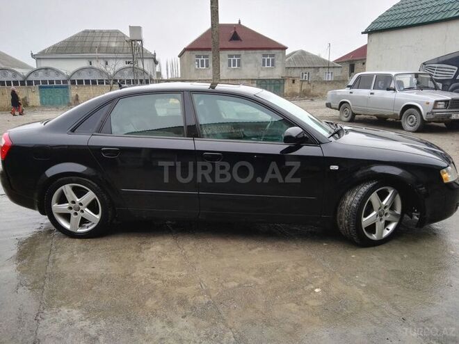 Audi A4 2003, 194,070 km - 1.8 l - Xaçmaz