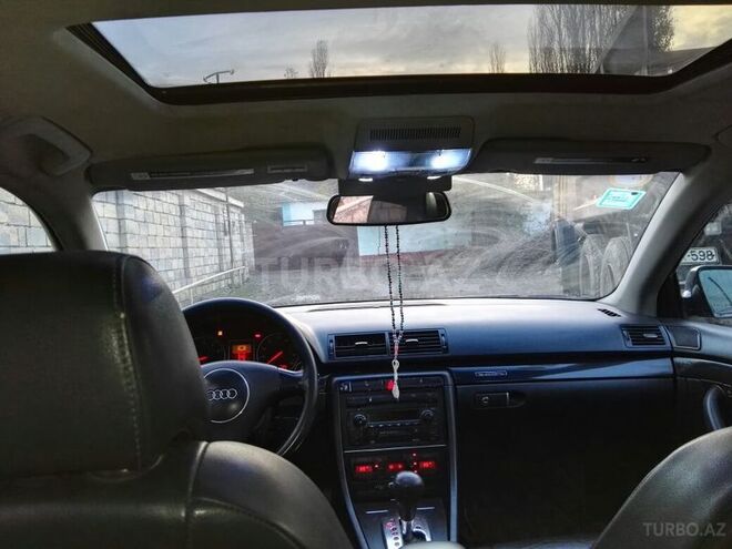 Audi A4 2003, 194,070 km - 1.8 l - Xaçmaz