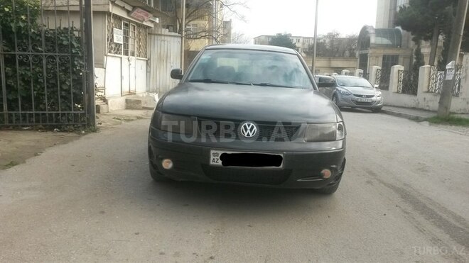Volkswagen Passat 1998, 200,000 km - 1.8 л - Bakı