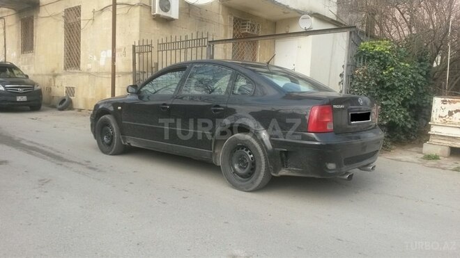 Volkswagen Passat 1998, 200,000 km - 1.8 л - Bakı