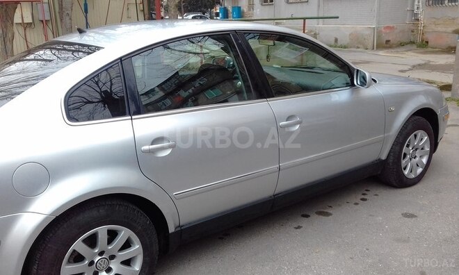 Volkswagen Passat 2000, 150,250 km - 1.8 l - Bakı