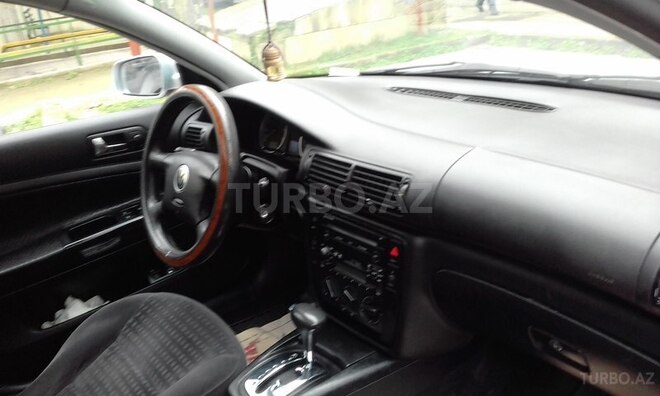 Volkswagen Passat 2000, 150,250 km - 1.8 l - Bakı