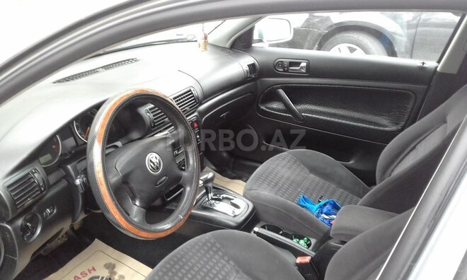 Volkswagen Passat 2000, 150,250 km - 1.8 l - Bakı