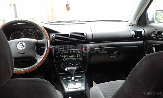 Volkswagen Passat 2000, 150,250 km - 1.8 l - Bakı