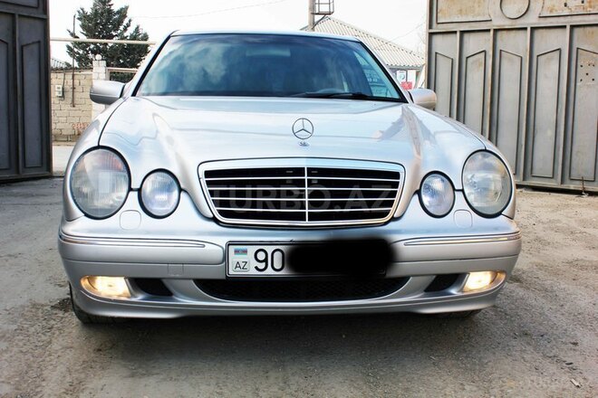 Mercedes E 280 2000, 200,000 km - 2.8 l - Bakı
