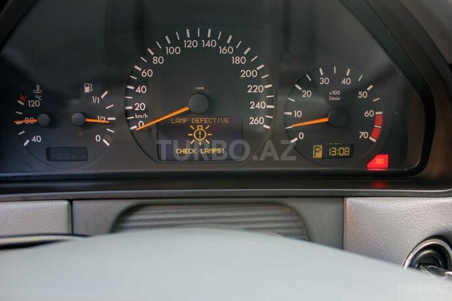 Mercedes E 280 2000, 200,000 km - 2.8 l - Bakı