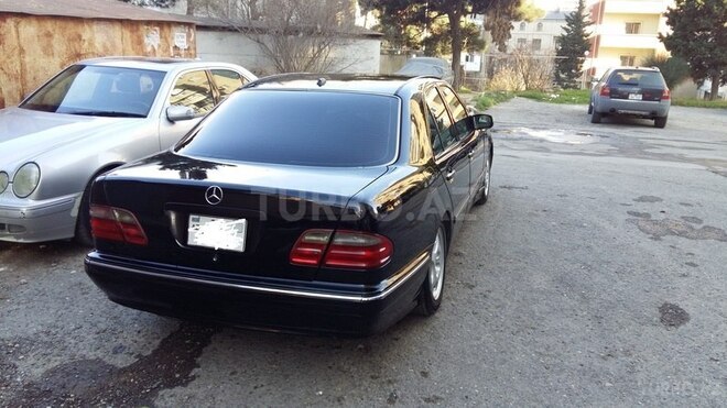 Mercedes E 320 2000, 280,000 km - 3.2 l - Bakı