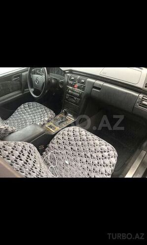 Mercedes E 200 1997, 265,000 km - 0.2 l - Bakı