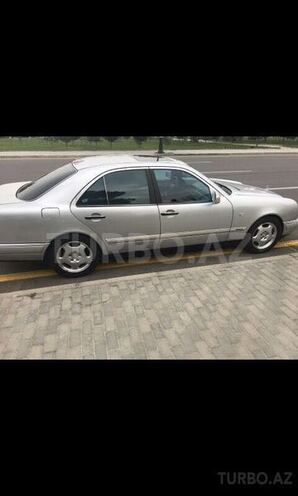 Mercedes E 200 1997, 265,000 km - 0.2 l - Bakı