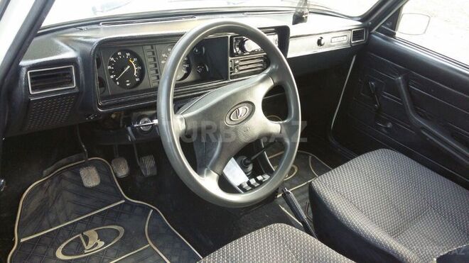 LADA (VAZ) 2107 2011, 138,000 km - 1.6 l - Salyan