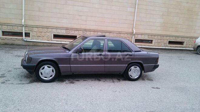 Mercedes 190 1991, 462,000 km - 1.8 l - Qobustan