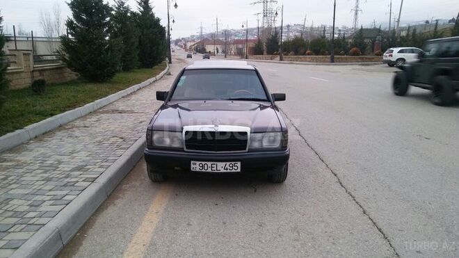 Mercedes 190 1991, 462,000 km - 1.8 l - Qobustan