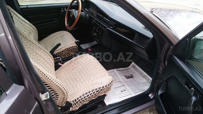 Mercedes 190 1991, 462,000 km - 1.8 l - Qobustan