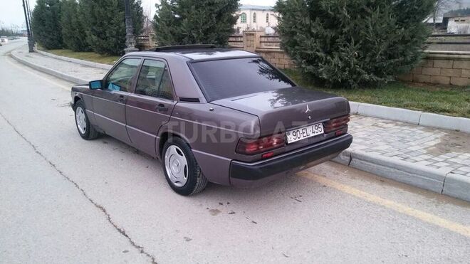 Mercedes 190 1991, 462,000 km - 1.8 l - Qobustan