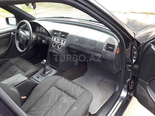Mercedes C 180 1997, 300,000 km - 1.8 l - Gəncə
