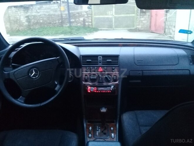 Mercedes C 220 2000, 412,000 km - 2.2 l - Bakı