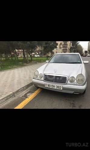Mercedes E 200 1997, 265,000 km - 0.2 l - Bakı