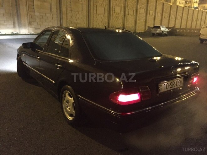 Mercedes E 280 1997, 330,000 km - 2.8 l - Bakı