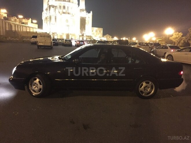 Mercedes E 280 1997, 330,000 km - 2.8 l - Bakı