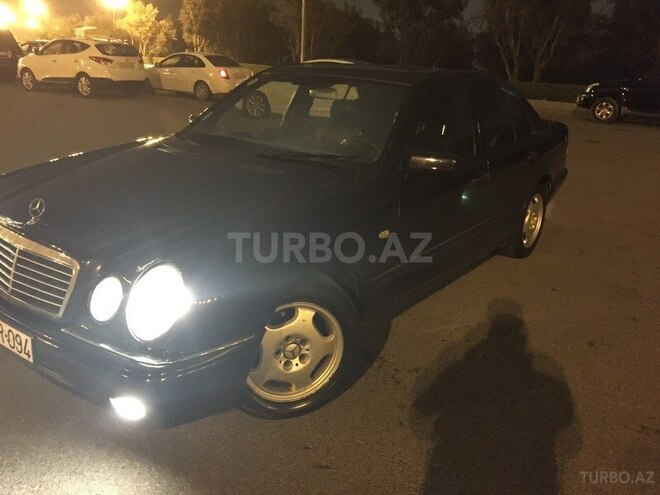 Mercedes E 280 1997, 330,000 km - 2.8 l - Bakı