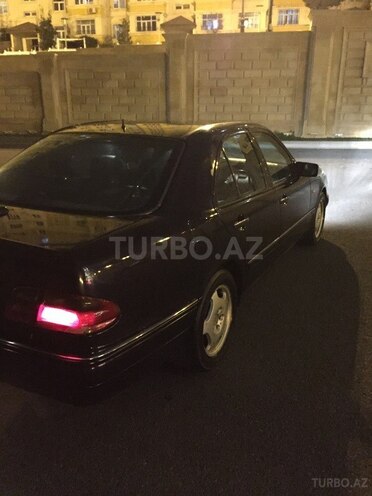 Mercedes E 280 1997, 330,000 km - 2.8 l - Bakı