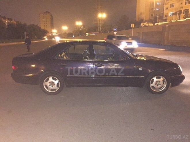 Mercedes E 280 1997, 330,000 km - 2.8 l - Bakı