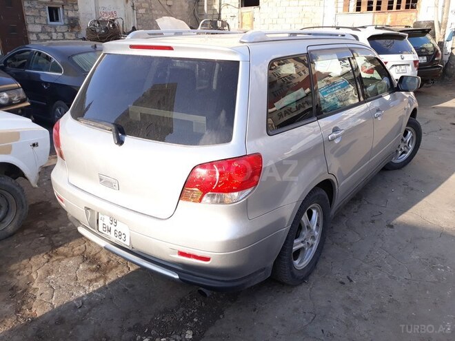 Mitsubishi Airtrek 2002, 287,389 km - 2.0 l - Bakı