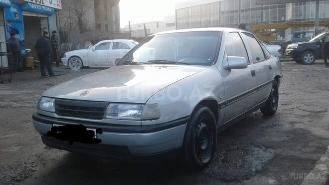 Opel Vectra 1994, 300,000 km - 2.0 l - Bakı