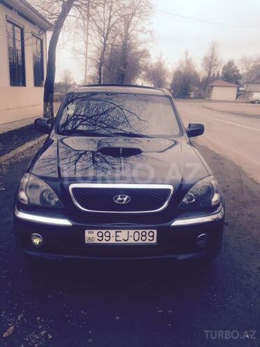 Hyundai Terracan 2003, 345,000 km - 2.9 l - Astara