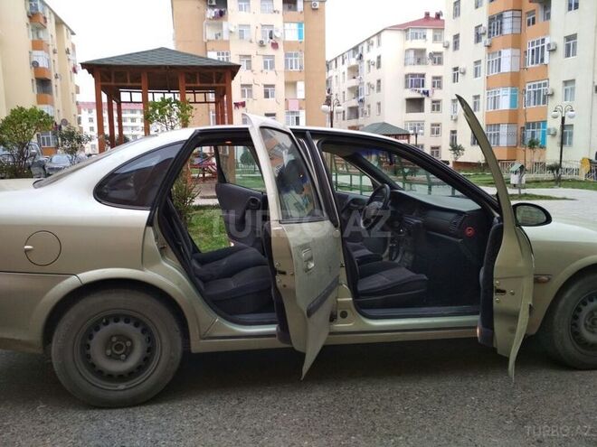 Opel Vectra 1997, 296,000 km - 1.8 l - Bakı