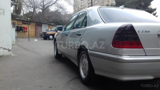 Mercedes C 230 1997, 206,589 km - 2.3 l - Bakı