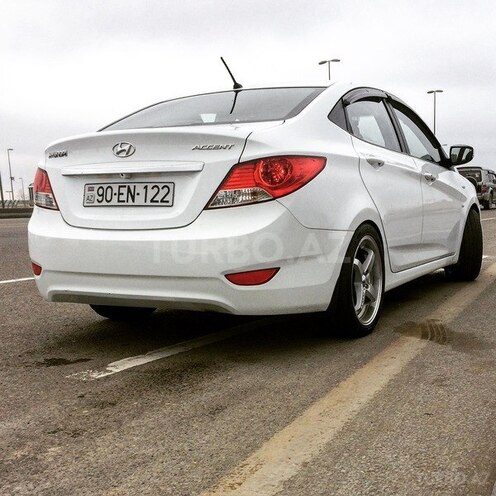 Hyundai Accent 2012, 196,745 km - 1.6 l - Bakı