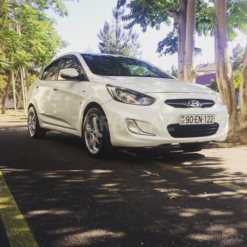 Hyundai Accent 2012, 196,745 km - 1.6 l - Bakı