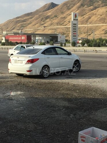 Hyundai Accent 2012, 196,745 km - 1.6 l - Bakı