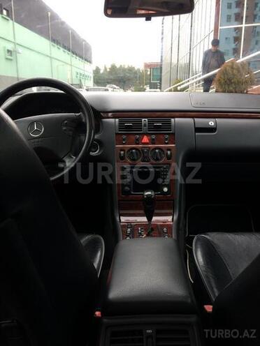 Mercedes E 240 2000, 400,000 km - 2.6 l - Sumqayıt