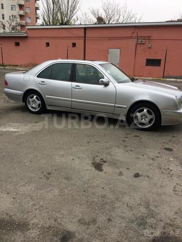 Mercedes E 240 2000, 400,000 km - 2.6 l - Sumqayıt